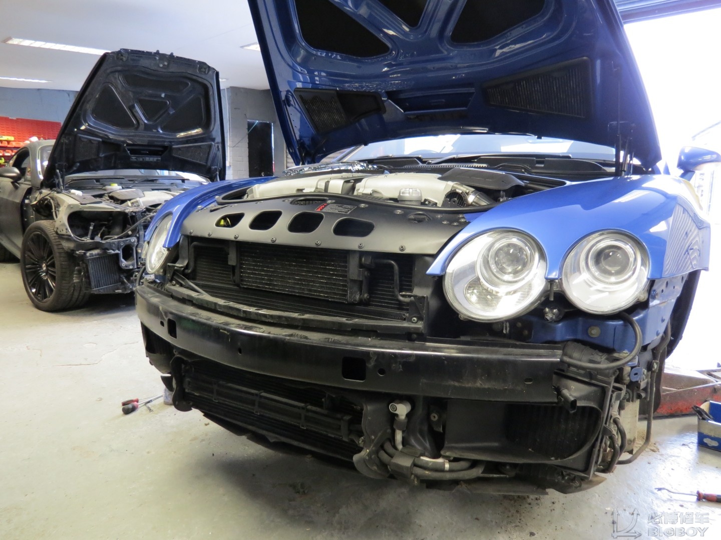 Bentley-Bodywork-Repair-Specialists